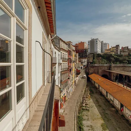 Deluxe Duplex By Hosty Apartment *
