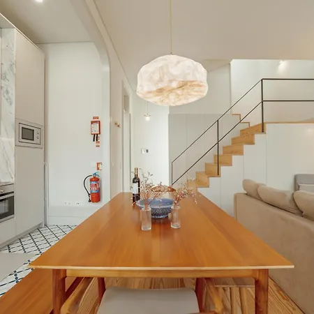 Apartment Deluxe Duplex By Hosty *