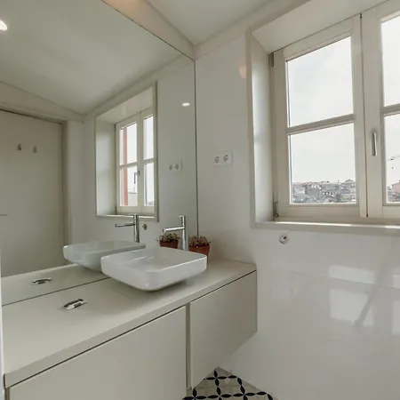 Deluxe Duplex By Hosty Apartment *
