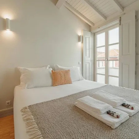 Apartment Deluxe Duplex By Hosty Porto