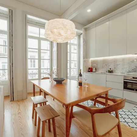 Deluxe Duplex By Hosty