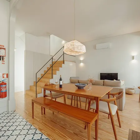 Apartment Deluxe Duplex By Hosty *