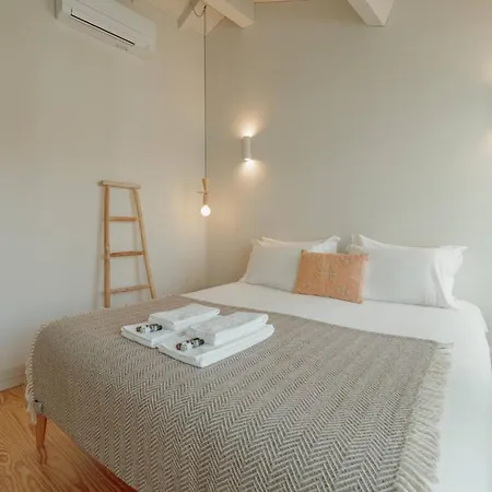 Deluxe Duplex By Hosty Porto