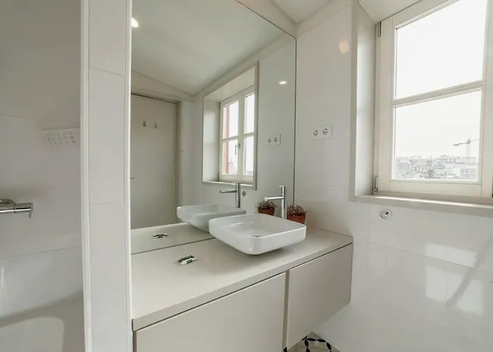 Deluxe Duplex By Hosty *