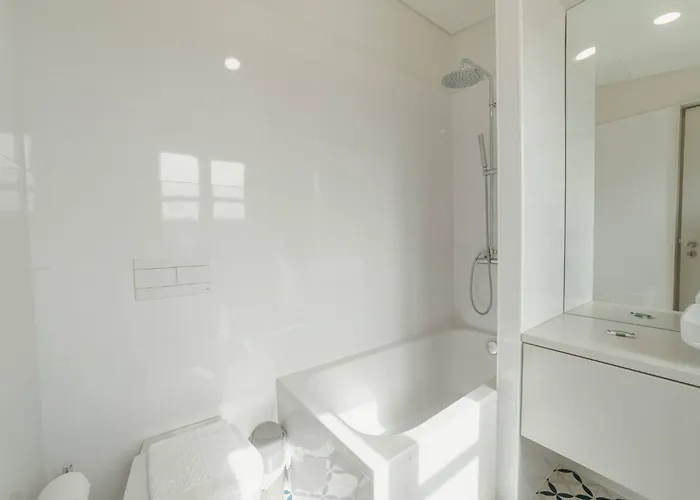 Deluxe Duplex By Hosty