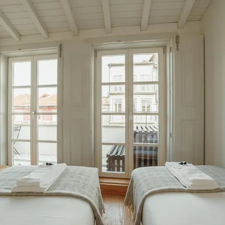 Lägenhet Deluxe Duplex By Hosty *